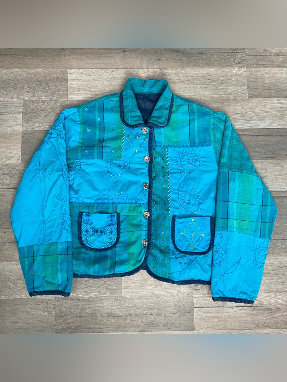 Vintage Boho Patchwork Beaded Embroidered Blue Denim Jacket Size M 100% Cotton